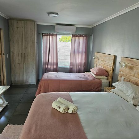 Northern Vine Guesthouse B&B Self-Catering Brackenfell Exterior photo